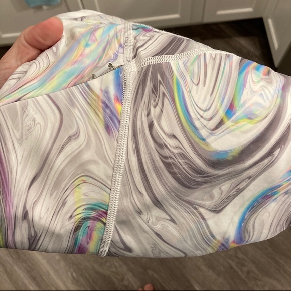 Athleta Contender Opal Capri in Powerlift - Picture 10 of 11